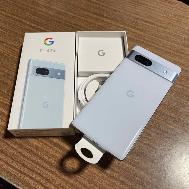 Google Pixel(グーグルピクセル)のGoogle Pixel 7a 28GB SIMフリー Sea 水色 スマホ/家電/カメラのスマートフォン/携帯電話(スマートフォン本体)の商品写真