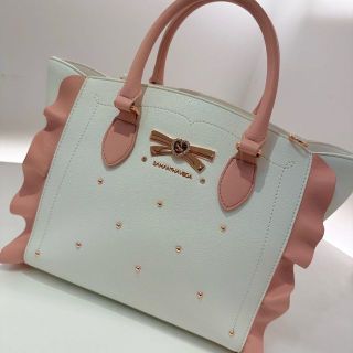 キナリ・ベージュ SAMANTHAVEGA(サマンサベガ) リボンスタッズフ