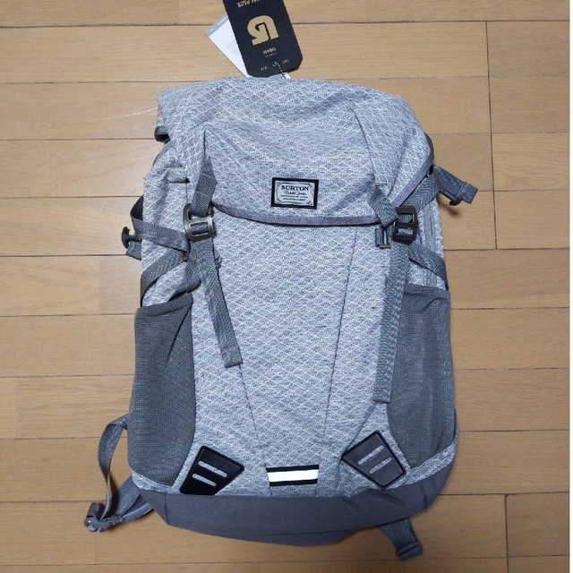 BURTON - BURTONバートンリュック新品の通販 by あゆ's shop BURTON - BURTONバートンリュック新品の通販 by あゆ's shop