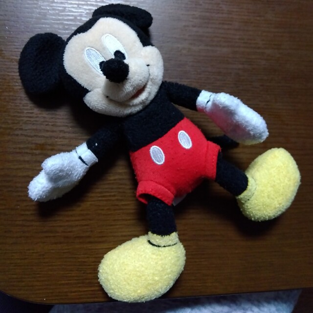 Disney(ディズニー)のミッキーマウスぬいぐるみ エンタメ/ホビーのおもちゃ/ぬいぐるみ(ぬいぐるみ)の商品写真