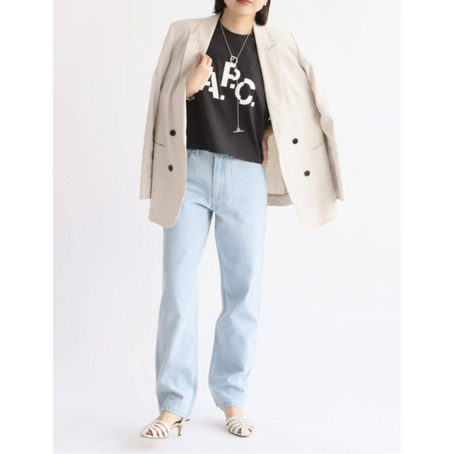 IENA(イエナ)のIENA ＊ A.P.C 別注 DECALEプリントTシャツ レディースのトップス(Tシャツ(半袖/袖なし))の商品写真