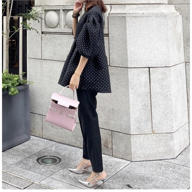 Bluelea Dot jacquard blouse 新品未使用 ブルレアの通販 by mii's