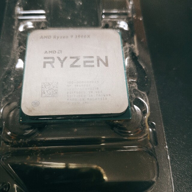 AMD Ryzen9 3900X　最終値下げ スマホ/家電/カメラのPC/タブレット(PCパーツ)の商品写真