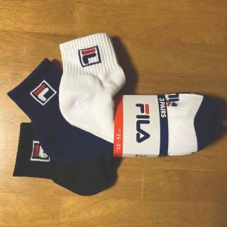 フィラ(FILA)のＦＩＬＡ クォーター丈 ロゴ配色 メンズソックス ３足セット　２５〜２７㎝(ソックス)