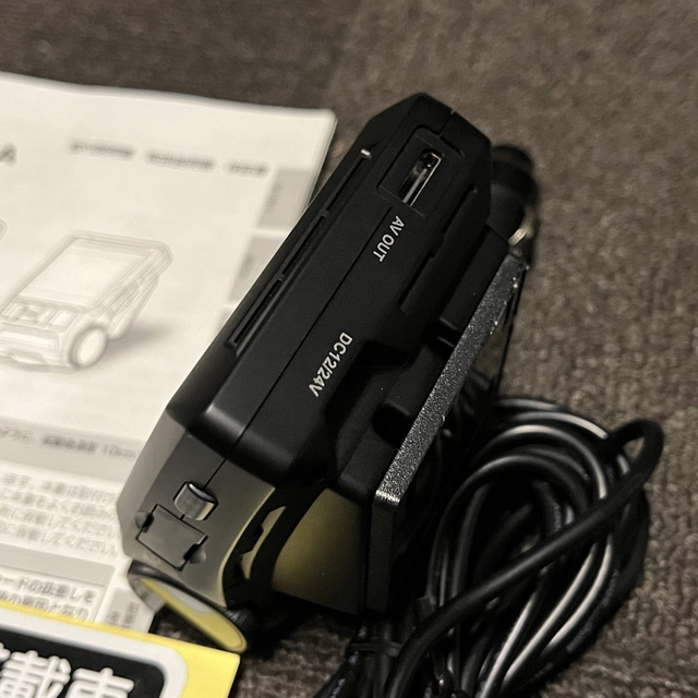 COMTEC コムテック ドライブレコーダー HDR-75GA 付属品有り 美品 自動車/バイクの自動車(車内アクセサリ)の商品写真