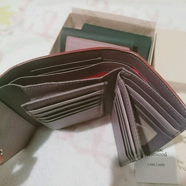 Vivienne Westwood(ヴィヴィアンウエストウッド)の日本未入荷レア♡VivienneWestwood💘レター型財布♡ レディースのファッション小物(財布)の商品写真
