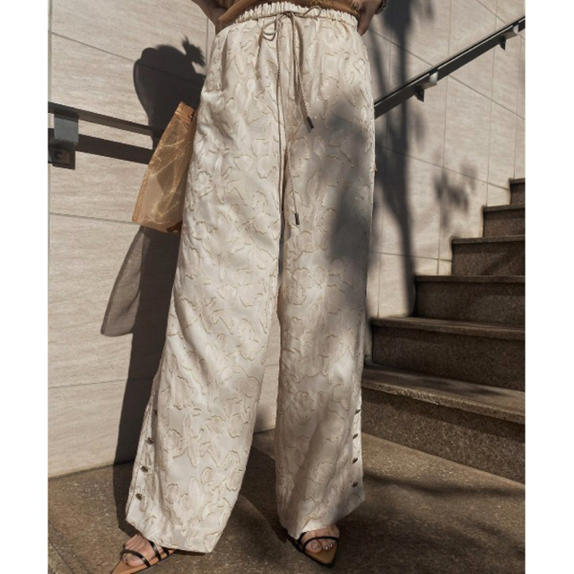 値下げAMERI MEDI ALICE LOOSE PANTS | フリマアプリ ラクマ