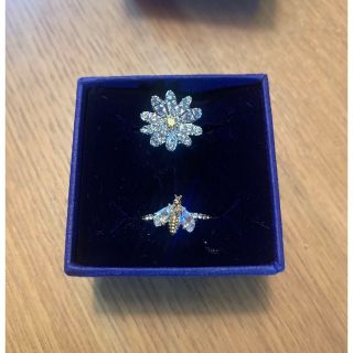 SWAROVSKI - スワロフスキー エターナルフラワー 蜂 花 指輪セット