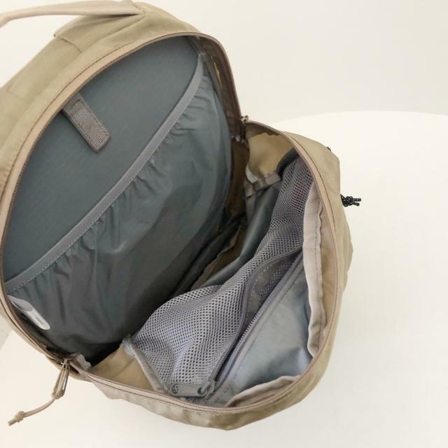 THE NORTH FACE(ザノースフェイス)のノースフェイス リュックサック - ベージュ レディースのバッグ(リュック/バックパック)の商品写真
