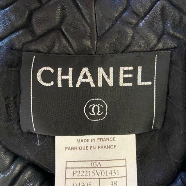 CHANEL(シャネル)のシャネル ブルゾン サイズ38 M レディース レディースのジャケット/アウター(ブルゾン)の商品写真