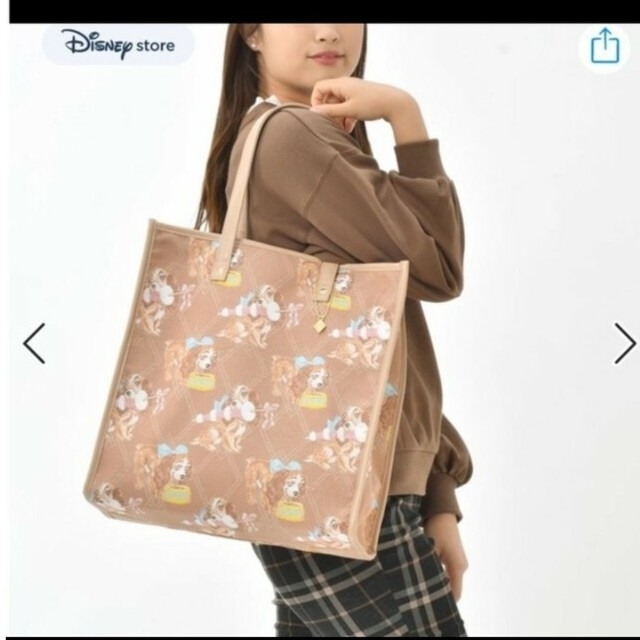 Disney(ディズニー)の★DISNEY STORE 定価5,280 チャーム付き ブラウン エンタメ/ホビーのアニメグッズ(その他)の商品写真