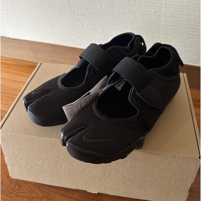 NIKE AIR RIFT ナイキ エアリフト 24cm ブラック 新品-