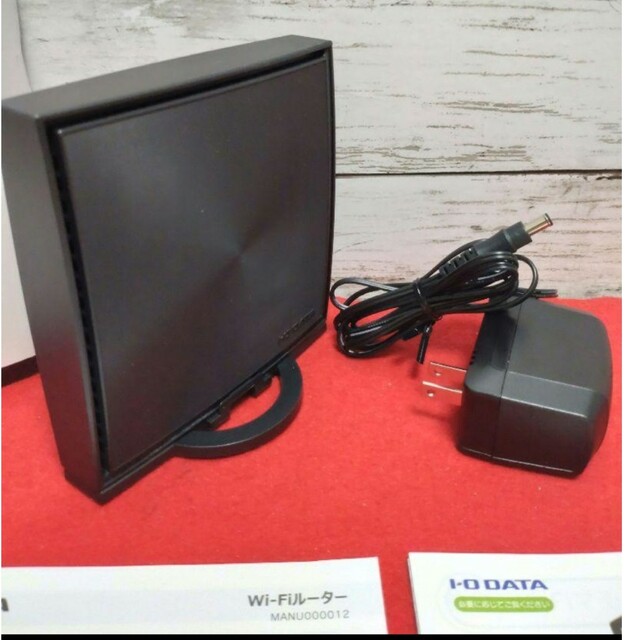 IODATA(アイオーデータ)のI・O DATA 無線LAN ルーター WN-SX300FR/E スマホ/家電/カメラのPC/タブレット(PC周辺機器)の商品写真