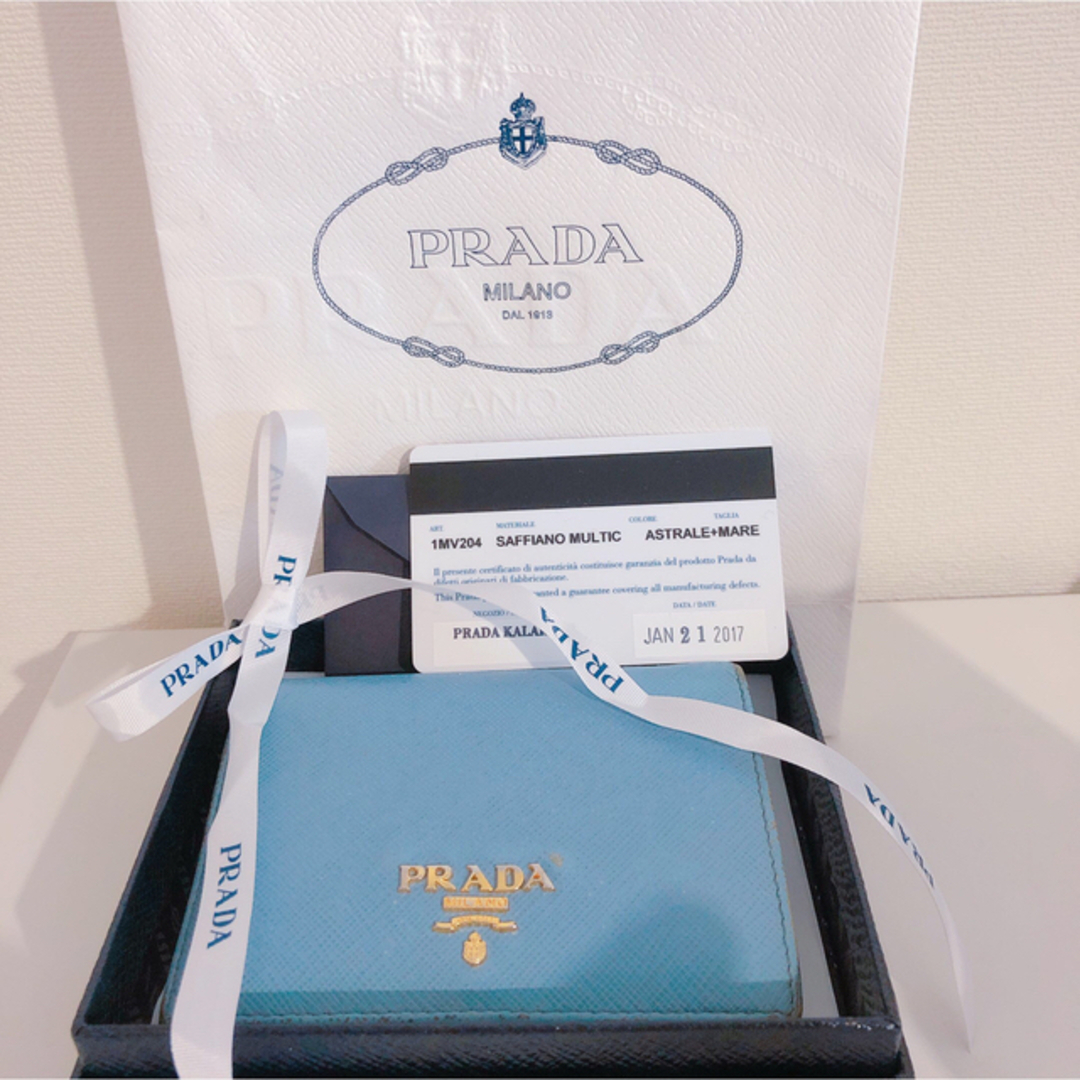 PRADA(プラダ)のPRADA サフィアーノマルチカラー ライトブルー レディースのファッション小物(財布)の商品写真