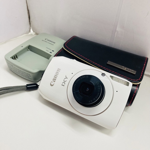 Canon IXY30S ホワイト バッテリー付き デジタルカメラ