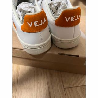 VEJA - 新品 VEJAヴェジャ V12レザー スニーカー EU36 23cm の通販 by