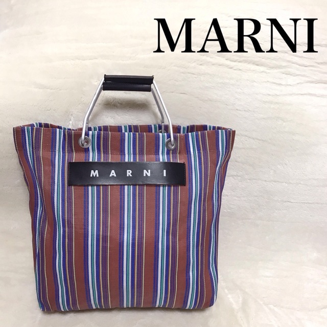 みららショップトートバッグ美品 MARNI マルニフラワーカフェ トートバッグ ストライプバッグ オレンジ