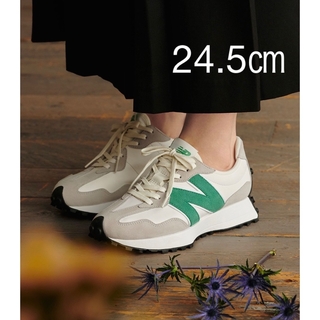 ニューバランス(New Balance)の【新品】24.5cm NewBalance WS327LG ホワイト/グリーン(スニーカー)