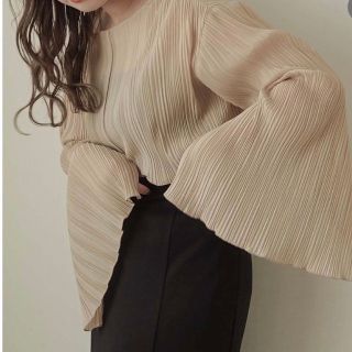 クラネ(CLANE)のalumu Pleats flare tops(シャツ/ブラウス(長袖/七分))