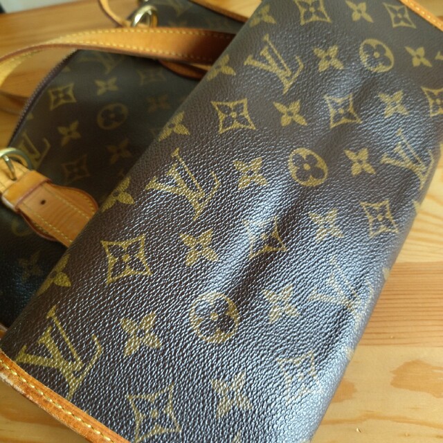 LOUIS VUITTON(ルイヴィトン)のLOUIS VUITTON　ポパンクール・オ M40007　中古 レディースのバッグ(ハンドバッグ)の商品写真