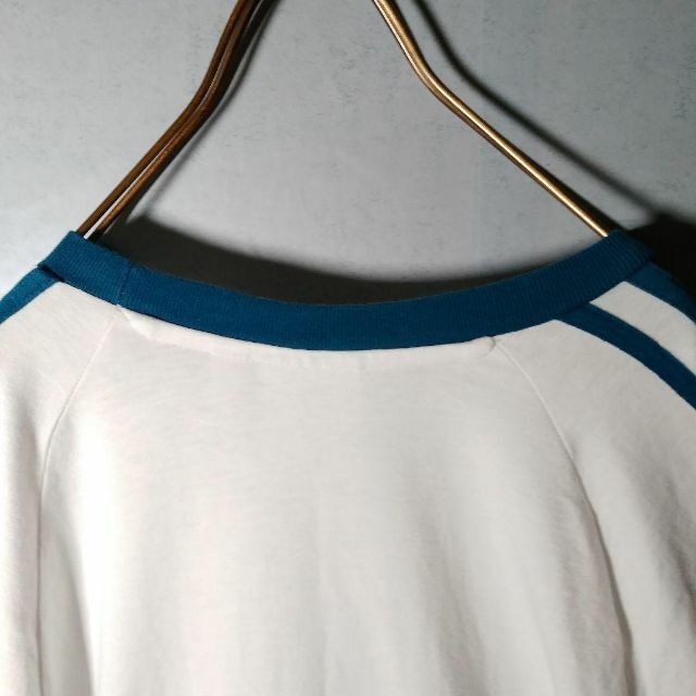 adidas(アディダス)のadidas 90s ワンポイントロゴ刺繍 リンガーTシャツ  袖3本ライン メンズのトップス(Tシャツ/カットソー(半袖/袖なし))の商品写真