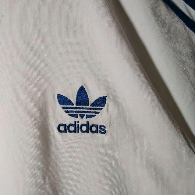 adidas(アディダス)のadidas 90s ワンポイントロゴ刺繍 リンガーTシャツ  袖3本ライン メンズのトップス(Tシャツ/カットソー(半袖/袖なし))の商品写真