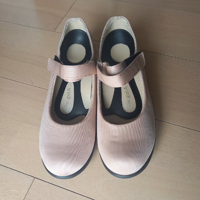 Re:getA(リゲッタ)のリゲッタ雨の日も履けるパンプス　M レディースの靴/シューズ(ハイヒール/パンプス)の商品写真