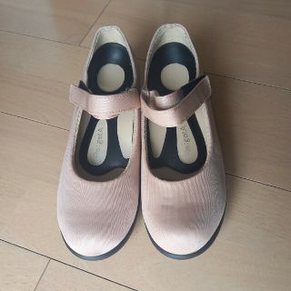 リゲッタ(Re:getA)のリゲッタ雨の日も履けるパンプス　M(ハイヒール/パンプス)