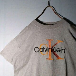 カルバンクライン(Calvin Klein)のCALVIN KLEIN 高見え ゴールド刺繍 ビッグロゴ Tシャツ ゆるたぼ(Tシャツ/カットソー(半袖/袖なし))