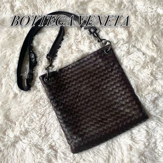 ボッテガヴェネタ(Bottega Veneta)の美品 ボッテガヴェネタ イントレ レザー ショルダーバッグ ブラウン(ショルダーバッグ)