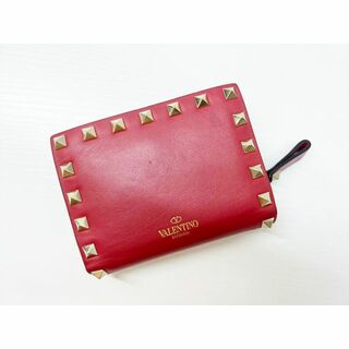 ヴァレンティノ(VALENTINO)の美品　VALENTINO　ヴァレンティノ　ロックスタッズ　二つ折り財布　レッド(財布)
