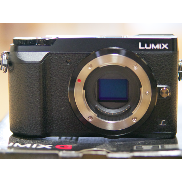 Panasonic(パナソニック)のPanasonic LUMIX DMC-GX7MK2 ブラック GX80 スマホ/家電/カメラのカメラ(ミラーレス一眼)の商品写真