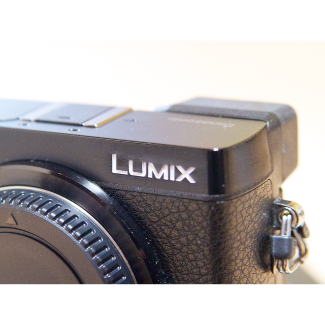 Panasonic(パナソニック)のPanasonic LUMIX DMC-GX7MK2 ブラック GX80 スマホ/家電/カメラのカメラ(ミラーレス一眼)の商品写真