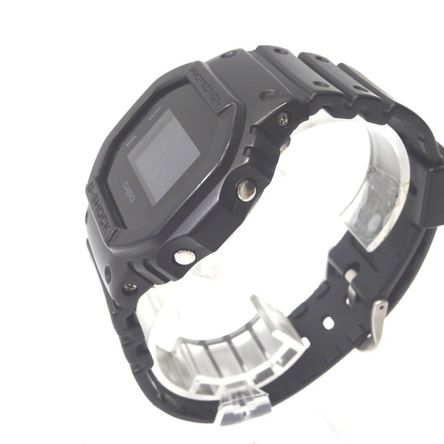 CASIO(カシオ)のカシオ 腕時計
 G-SHOCK DW-5600BB-1JF ブラック Ft585651 中古 メンズの時計(腕時計(デジタル))の商品写真