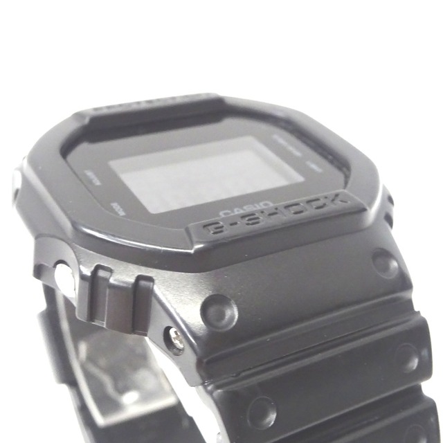 CASIO(カシオ)のカシオ 腕時計
 G-SHOCK DW-5600BB-1JF ブラック Ft585651 中古 メンズの時計(腕時計(デジタル))の商品写真