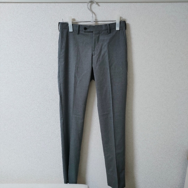 UNIQLO - UNIQLO ストレッチウールスリムフィットパンツW73 UNIQLO - UNIQLO ストレッチウールスリムフィットパンツW73