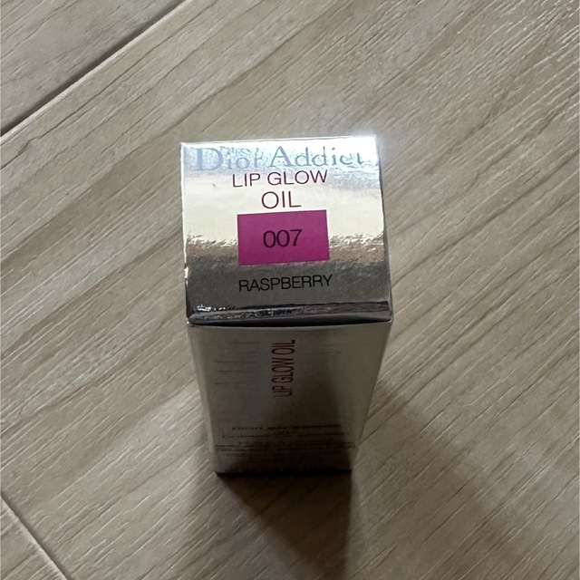 Dior(ディオール)のDIOR Dior Addict LIP GLOW OIL 限定色007 コスメ/美容のベースメイク/化粧品(リップグロス)の商品写真