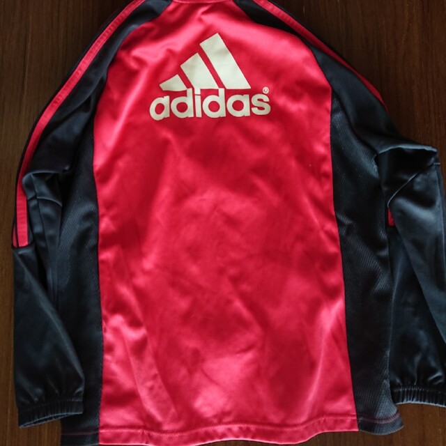 adidas(アディダス)のアディダスジャージ 150 上 キッズ/ベビー/マタニティのキッズ服男の子用(90cm~)(ジャケット/上着)の商品写真