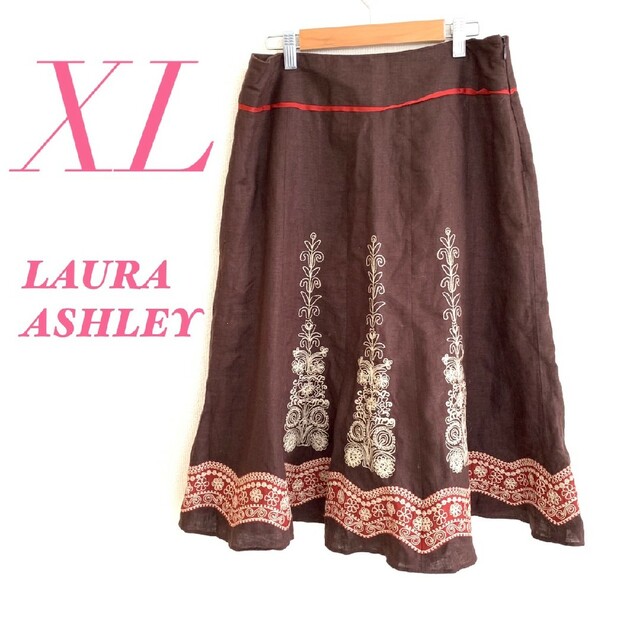 LAURA ASHLEY(ローラアシュレイ)のLAURA ASHLEY ローラアシュレイ XL フレアスカート 総柄 ブラウン レディースのワンピース(ひざ丈ワンピース)の商品写真