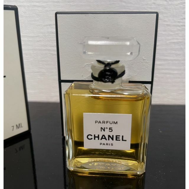 CHANEL(シャネル)の【未使用】7ml CHANEL 香水 No.5 コスメ/美容の香水(香水(女性用))の商品写真