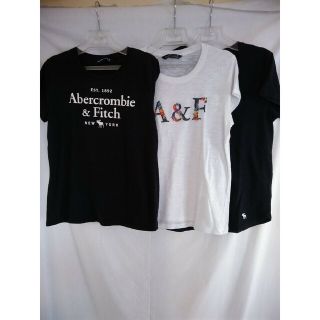 アバクロンビーアンドフィッチ(Abercrombie&Fitch)のビンテージ❗Abercrombie & Fitch Tシャツ3枚セット❗(Tシャツ(半袖/袖なし))