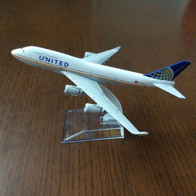 ユナイテッド航空 B747 飛行機模型 16cm エンタメ/ホビーのおもちゃ/ぬいぐるみ(模型/プラモデル)の商品写真