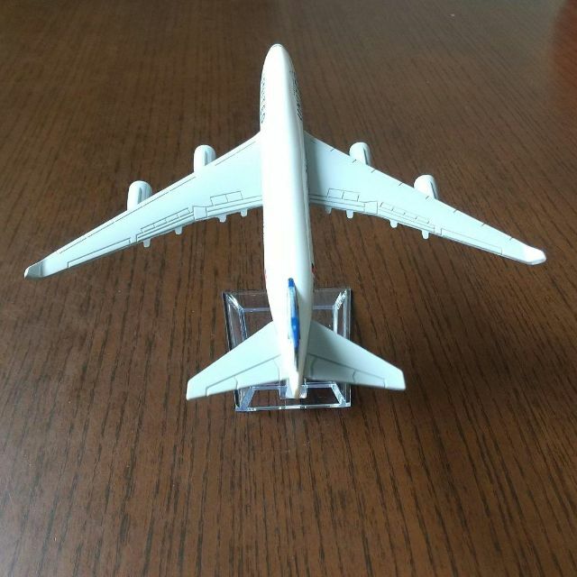 ユナイテッド航空 B747 飛行機模型 16cm