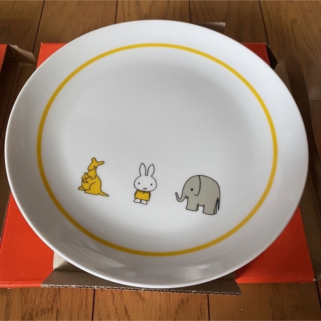 miffy - ミッフィー お皿 ローソン LAWSONの通販 by りなてぃー miffy - ミッフィー お皿 ローソン LAWSONの通販 by りなてぃー