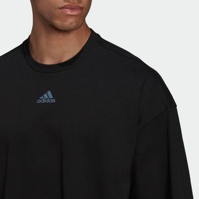adidas(アディダス)の[新品] XL (身幅64cm) | adidas フォーマル ルーズTシャツ メンズのトップス(Tシャツ/カットソー(半袖/袖なし))の商品写真