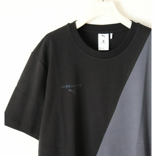 ANREALAGE(アンリアレイジ)のコラボ！新品【アンリアレイジ×プーマ】光と影にインスパイア ロゴTシャツ L メンズのトップス(Tシャツ/カットソー(半袖/袖なし))の商品写真