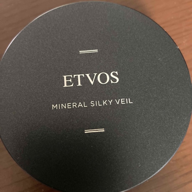 ETVOS(エトヴォス)のエトヴォスミネラルシルキーベール コスメ/美容のベースメイク/化粧品(フェイスパウダー)の商品写真