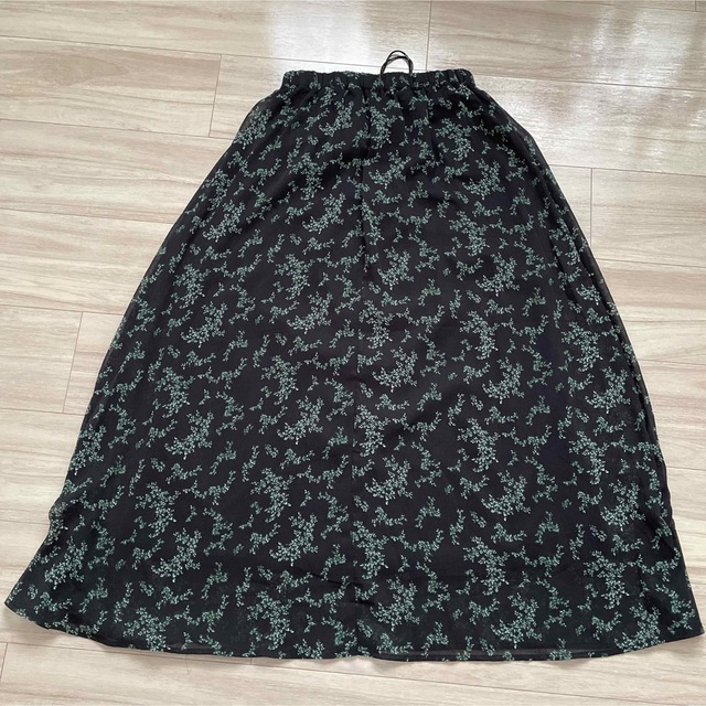AZUL by moussy(アズールバイマウジー)のAZUL スカート　黒 レディースのスカート(ロングスカート)の商品写真