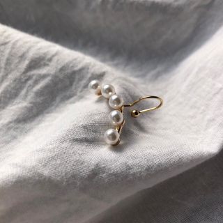 アメリヴィンテージ(Ameri VINTAGE)のN-227 5連パールイヤカフPearl ear cuff(イヤーカフ)