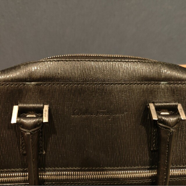 Salvatore Ferragamo(サルヴァトーレフェラガモ)のFerragamo ビジネス鞄 メンズのバッグ(ビジネスバッグ)の商品写真